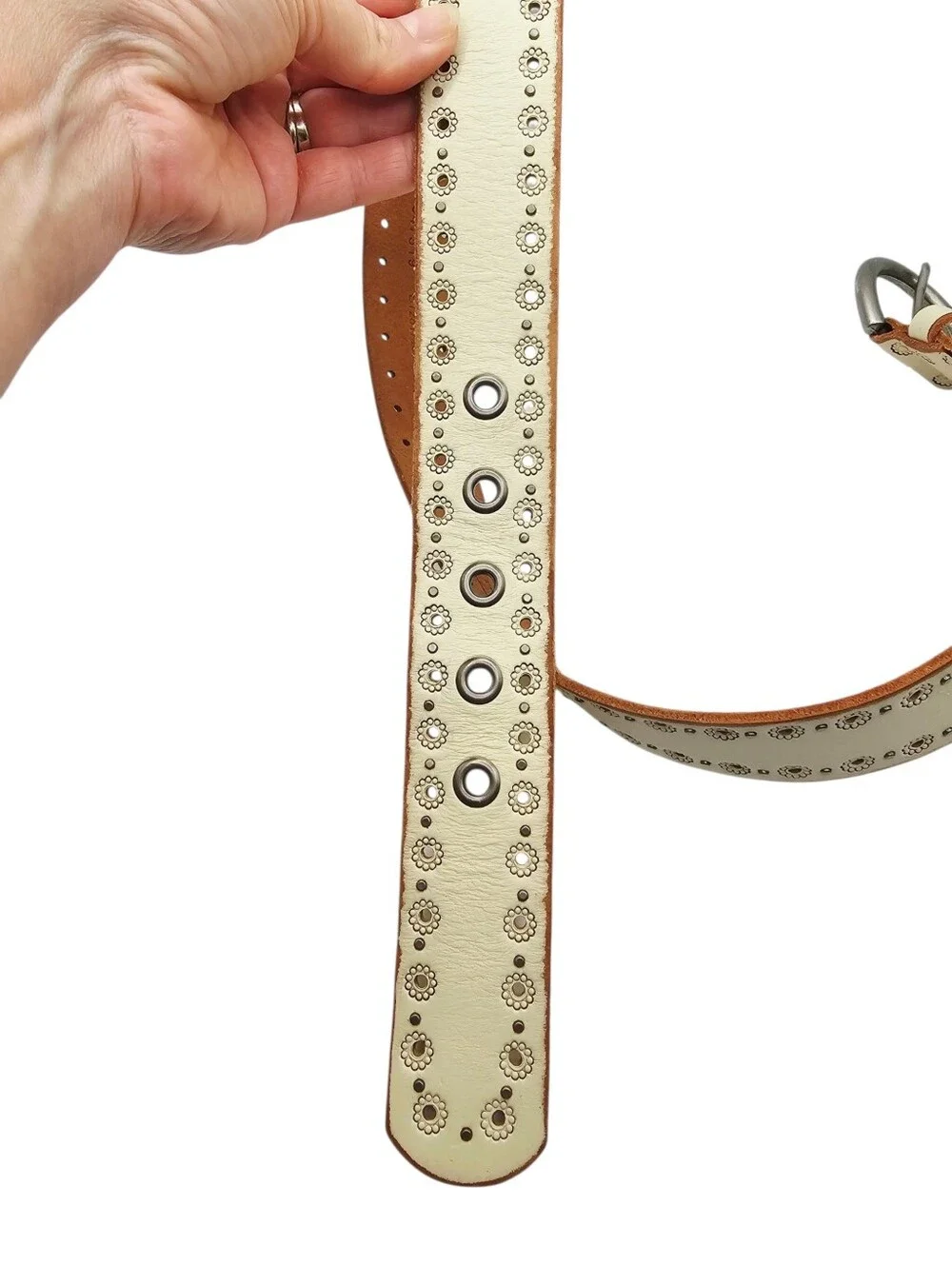 Fossil Cream Colored Embossed Studded Leather Belt Small